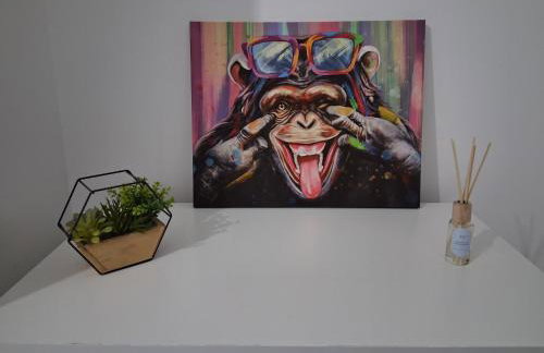 Central Bedford FREE Parking & Private Garden& Conservatory Perfect for large group of people - Foto 9