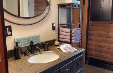 Log Cabin at the Goat Sanctuary - Foto 69