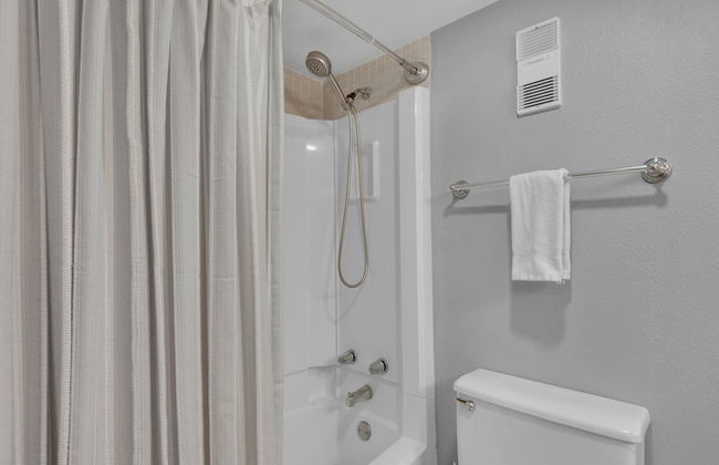 Shoreline Towers 2023 - Foto 33