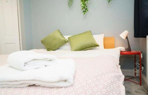 5 bedroom 3 bathroom house - Lyne Chertsey - Foto 28