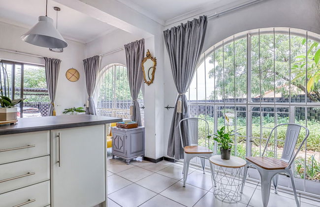 Chic Midtown Studio-1 Bed-solar-pool-fibre-samrand - Foto 9