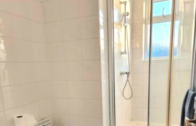 Ashford Cozy Apartment in Town Centre - Foto 6