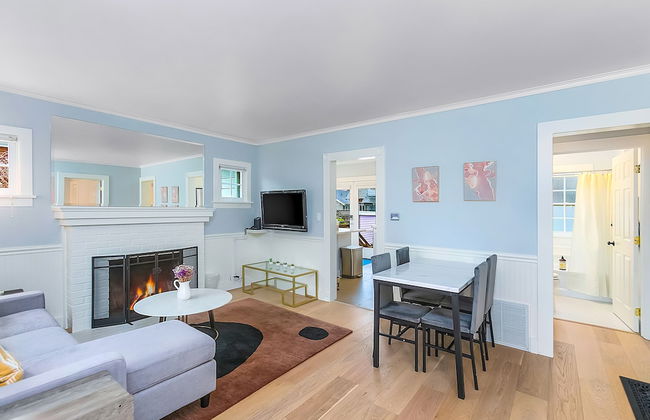 Skyline Blue House in Greenwood - Photo 14