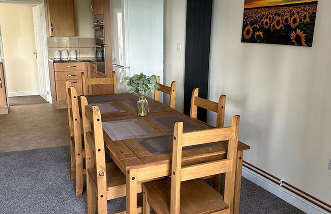 Lovely 2-bed Apartment in Stroud - Foto 16