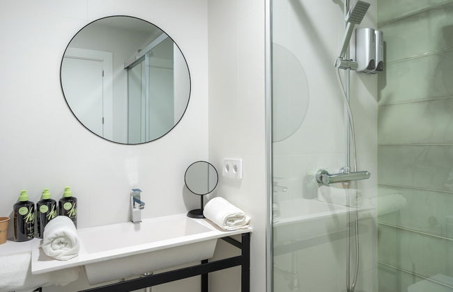 Limehome Sevilla Calle Torcuato Luca de Tena - Foto 46