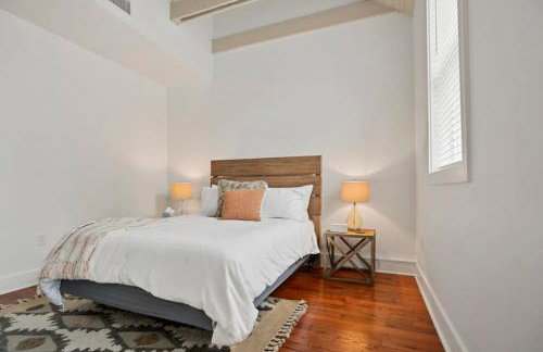Remodeled Historic 1800s Carriage House, The Castle Garden, Colonial Modern Mansion - Foto 24