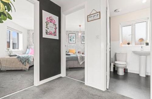 #16 Detached Stunning Lux 3 Bed home Parking NEC - Foto 12