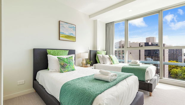 Brand New! Luxe 3BR In Aotea Square I Zodiak Stays - Foto 5, Habitación