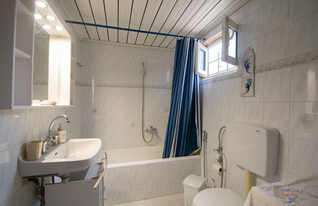 Traditional Village House - Photo 28