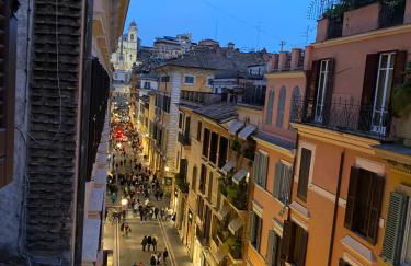 DIECI at Spanish Step - Belsiana Luxury Apartment - Foto 1