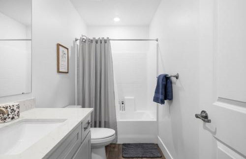 Creswell lane! Where luxury meets entertainment! - Foto 80