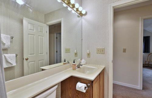 Pico Mountain Condo E306 2 Bedroom Condo - Photo 41