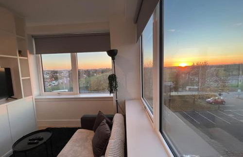 Voyager Haus Apartments, EV Charging Stations, London Heathrow Airport, LHR, Terminal 4, RE-Energise & GO - Foto 52