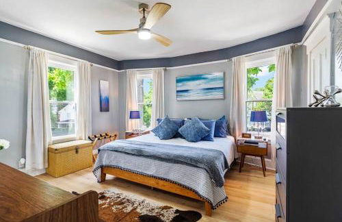 Modern Oakley Retreat - King Bed - Free Parking - Centrally Located - Foto 44