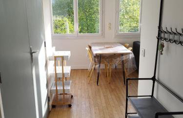 Mistral gagnant ! T1 calme avec vue, parking, télétravail, Wi-Fi, proche CV et gare - Foto 20