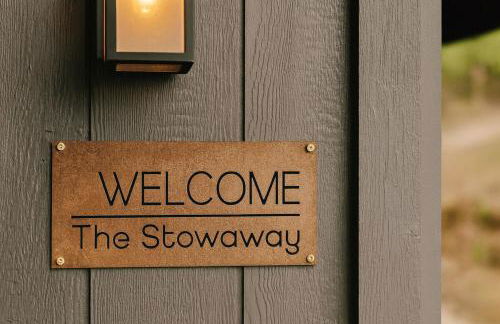 Lux Tiny House with Waterfront, Kayaks, Hot Tub, Arcade - Photo 15