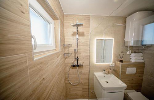 Holiday house Greenside - with a pool - Foto 56