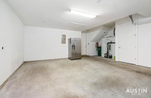 Urban Oasis 1 Mile from UT plus Garage and Rooftop - Foto 42