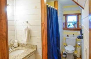 Charming Lakeview Cabin Near Geneva-On-The-Lake! - Foto 43