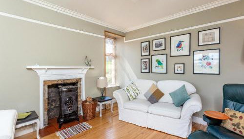 The Laurels - Photo 2