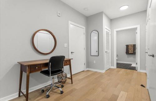 Exceptional 2BR in Prime Location Top Amenities - Foto 13