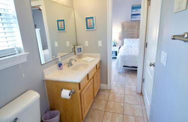 6 BR-Seaside Cotton-Heated Pool-Game Room with Pool Table - Photo 25