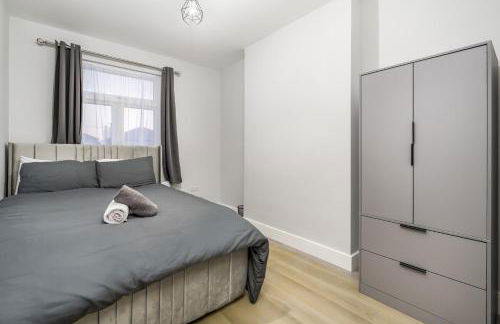 Luxe 5-bedroom House with Hot Tub, Pool table & Football Table - Foto 21