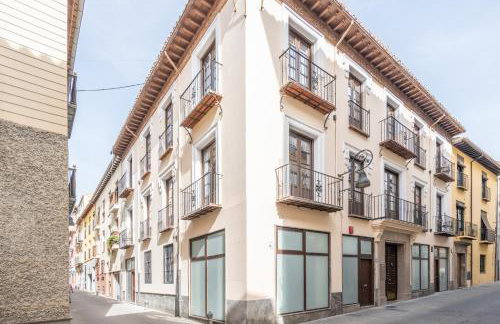 Apartamentos Luna Suites Palacio Dorita - Photo 6