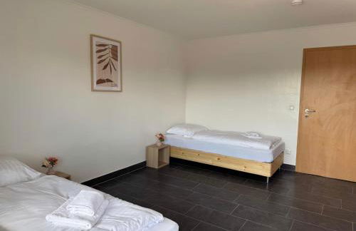 T&K Apartments - Wegberg - 4-7 room Apartments - private parking - WIFI - Fully equipped kitchen - Foto 11