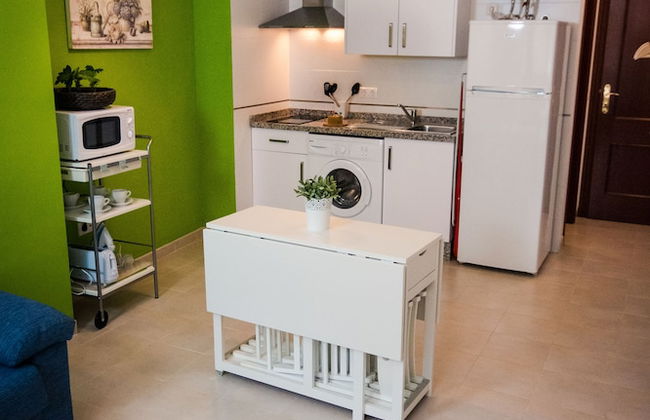 Holidays2Malaga Juan de Mena Apartments - Photo 16