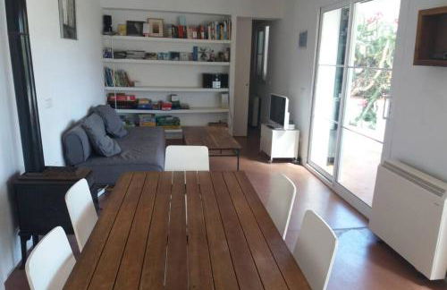 Preciosa casa en primera línea del mar - Foto 18