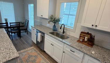 Auburn, Opelika Sleeps 8, close Auburn University - Foto 3