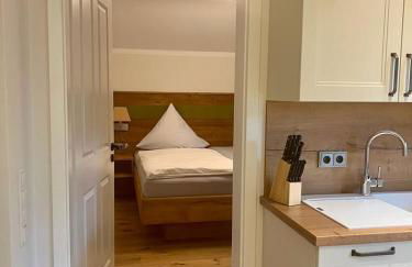 Gut Schwarz-n Hof Ferienwohnungen - Foto 73