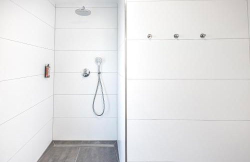 Penthouse mit Terrasse, 15 Min bis Köln Zentrum, nahe Messe und Phantasialand - Foto 29