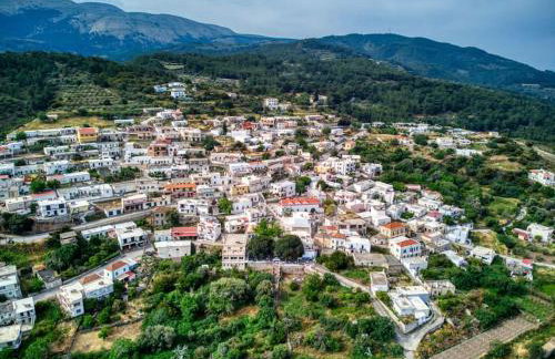 Maison authentique avec grande terrasse - Photo 31