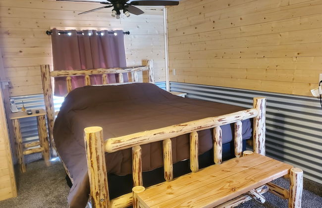 Glacier Acres Guest Ranch - Foto 12