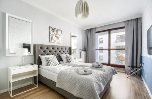 West Side Apartment - Photo 3