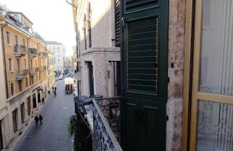 DENEB19 Luminoso con Balcone Vista Città - Photo 22