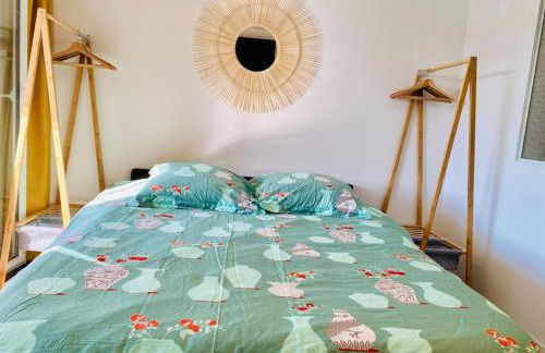 VUE Canal Superbe - Piscine - Parking Privé - Intérieur Neuf - Foto 5