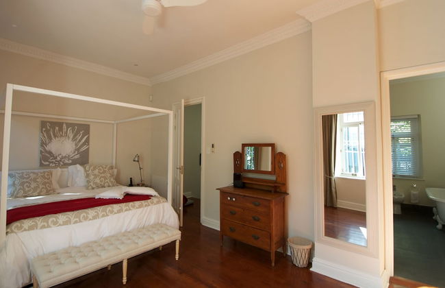 Purple House - Photo 8