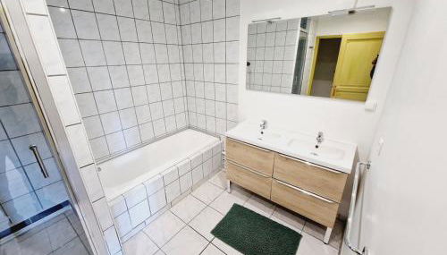 2 Bedrooms Private Parking Wifi TV - Foto 4