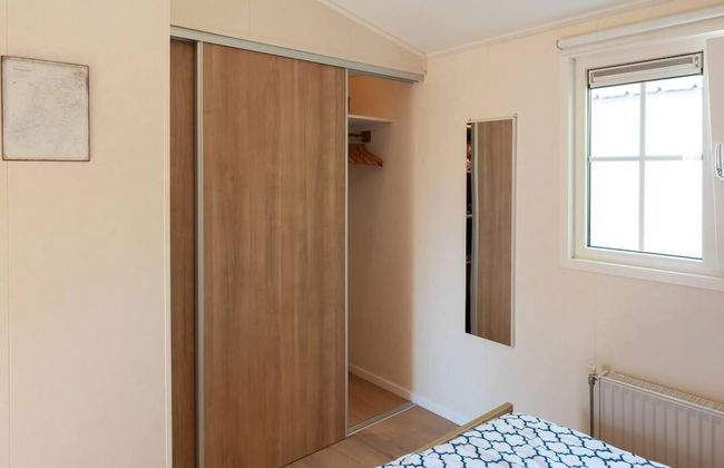 Enjoyin Luxury Chalet With Swimming Pool - Photo 3