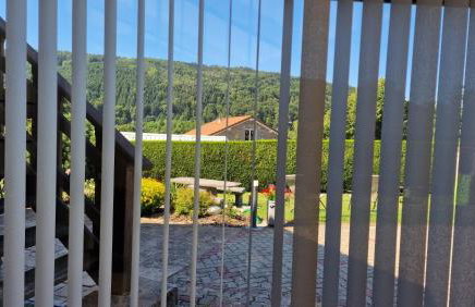 Le Chalet de la Répandise - Gîte Vosges 9 pers, Spa privé & Piscine - Proche Gérardmer - Foto 69