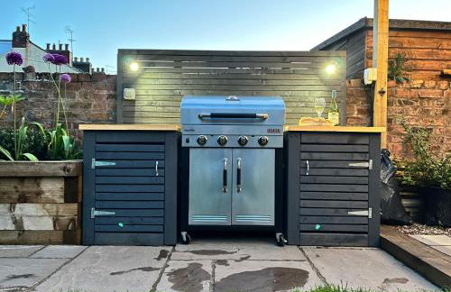 WESTREACH Filey - a 4 Bedroom, all en-suite sleep 8 Townhouse - Photo 27