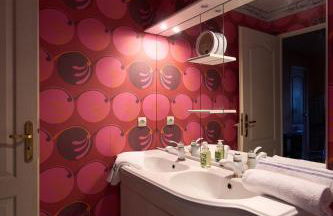 Maison spacieuse avec jardin - Photo 17