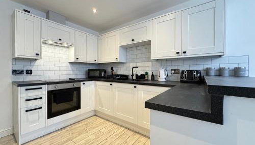 Modern 2 Bedroom Apartment - Near Hospital & Racecourse - Foto 3