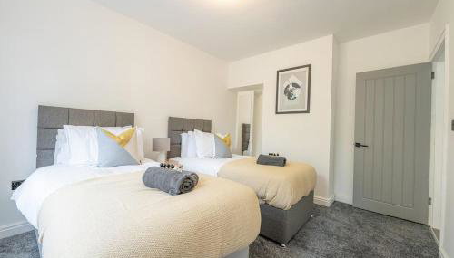 High Peak 5-Star Haven Gardens, Parking & WiFi - Foto 3