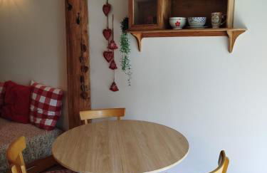 La grange, Appartement avec jardin et jacuzzi ''Réservation & Supplément pour le jacuzzi'' - Photo 7