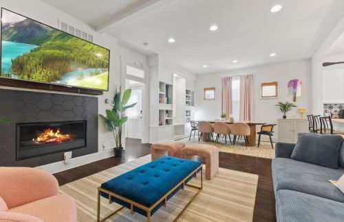 Stay & Play Indy- Indoor Fun - 5 Min to Downtown - Sleeps 10 - Arcade fun - Foto 4