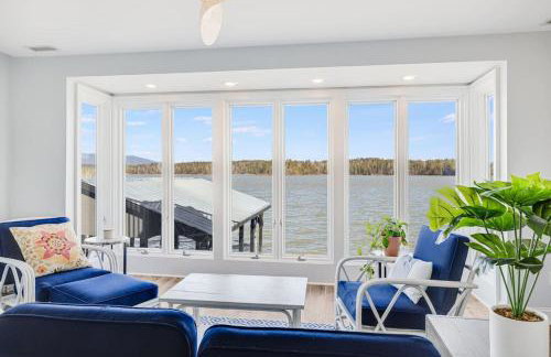 North Shore Lake - Lakefront Escape, Dock Access and Mountain Views! - Photo 11